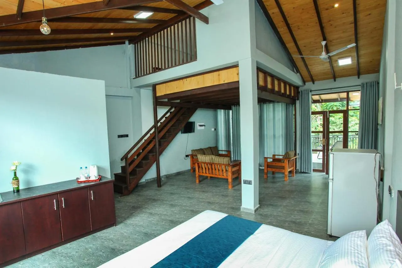 Πανσιόν Amanzi Residence Κάντι Σρι Λάνκα